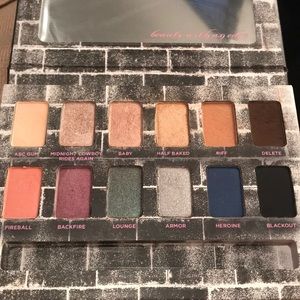 Urban decay nocturnal shadow box